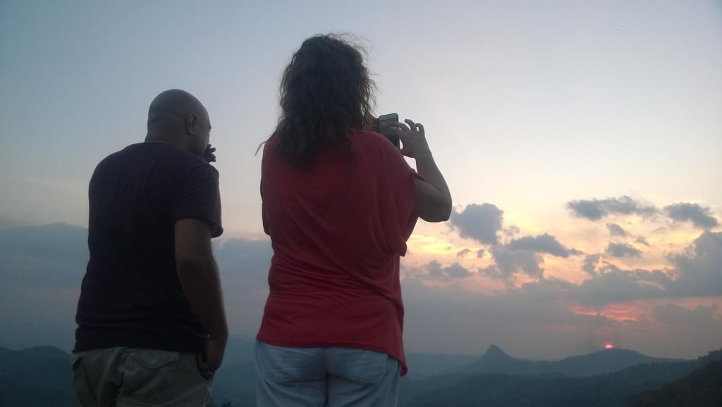 Grace Inn Munnar Homestay Bagian luar foto
